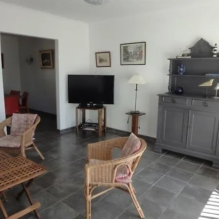 House - Abatilles - Maison Mitoyenne - Au Calme - Six Personnes Hébergement de vacances *